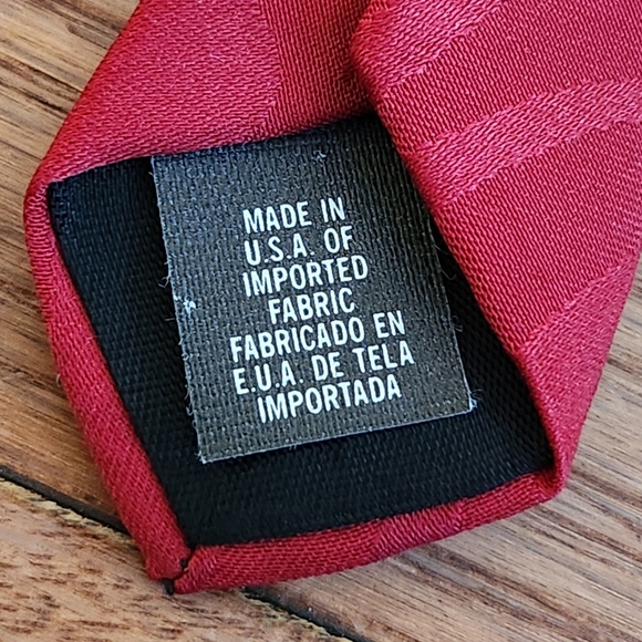 Anheuser-Busch Men's Frog Tie - Picture 10 of 10